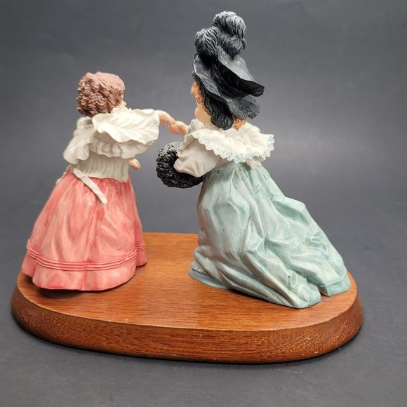 Maud Humphrey A Pleasure to Meet You Two Girls Limited Edition Figurine PD012 - Picture 5 of 7